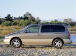 Nissan Quest 2000 года